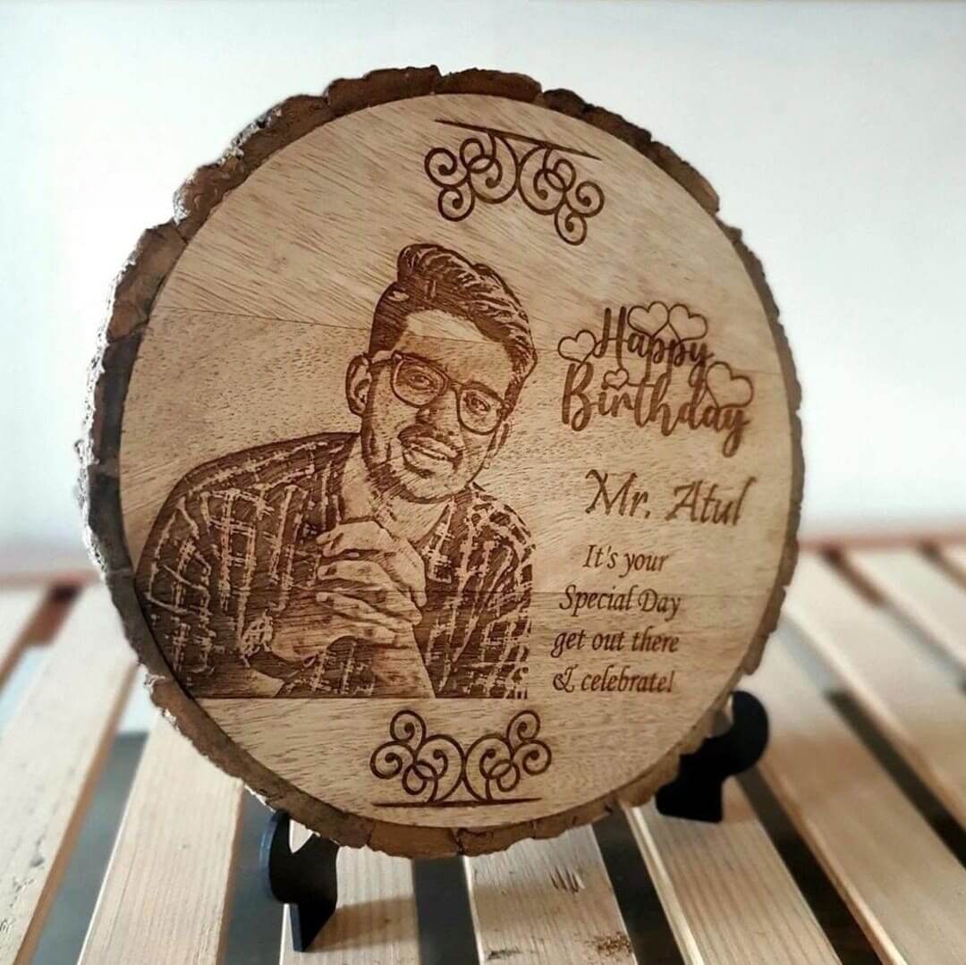 engraved-photo-woode-slide-best-valentine-gifts-for-her-him-customised